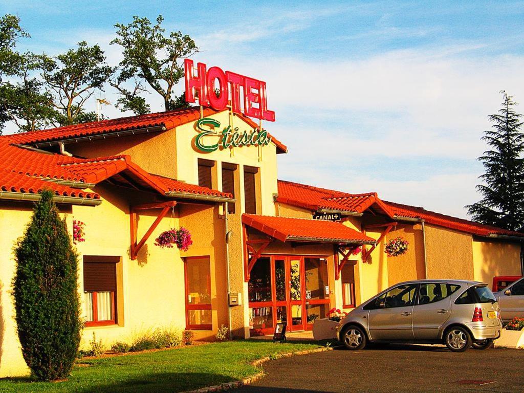 Hotel Etesia Feurs Exteriör bild